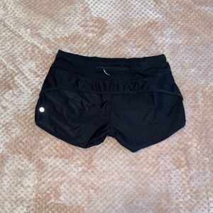Lululemon | Speed Short  4-way Stretch 2.5"